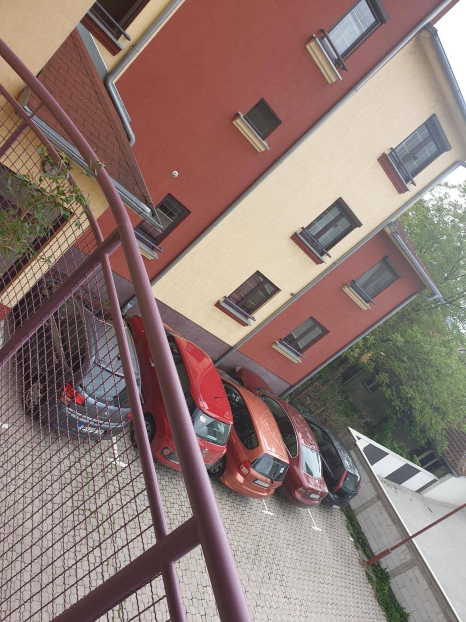 Lux Apartman Τσάτσακ Εξωτερικό φωτογραφία